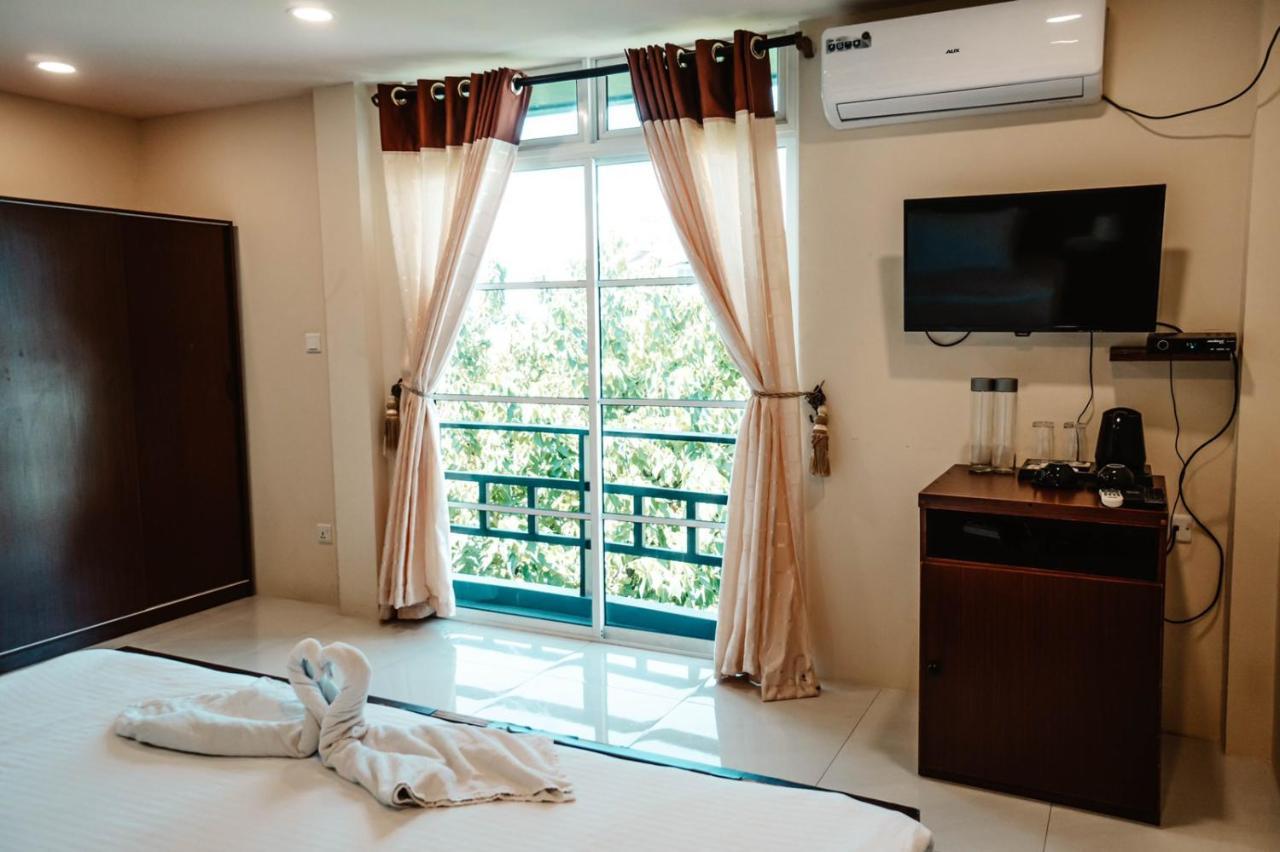 Oceana Boutique Hotel Maafushi Exterior photo
